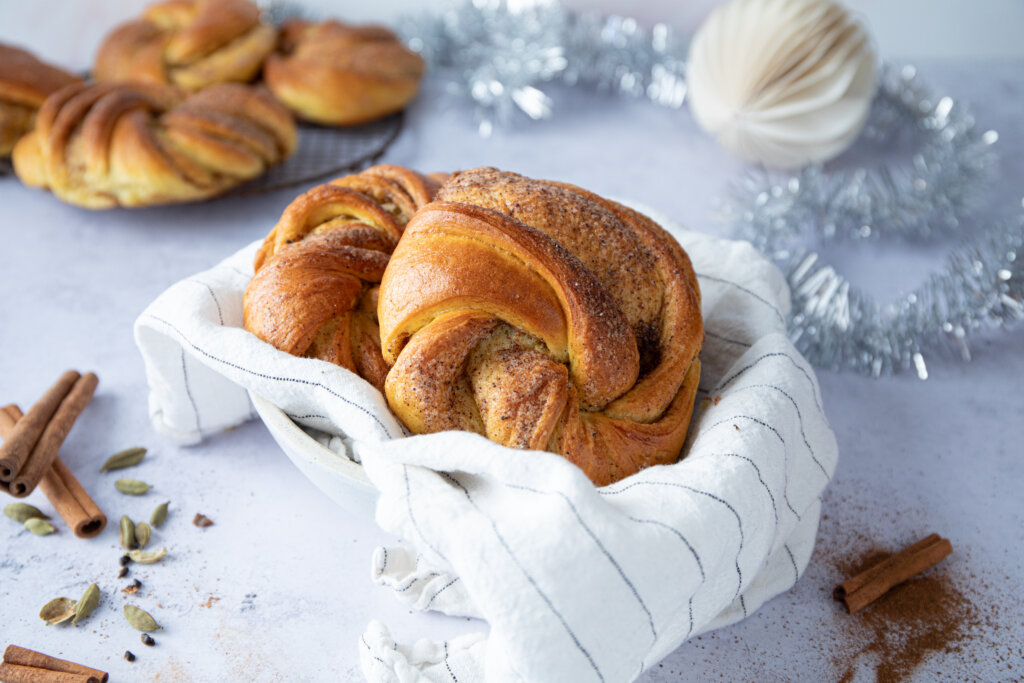 Kanelknute-lussekatter